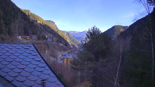 View Arinsal Live